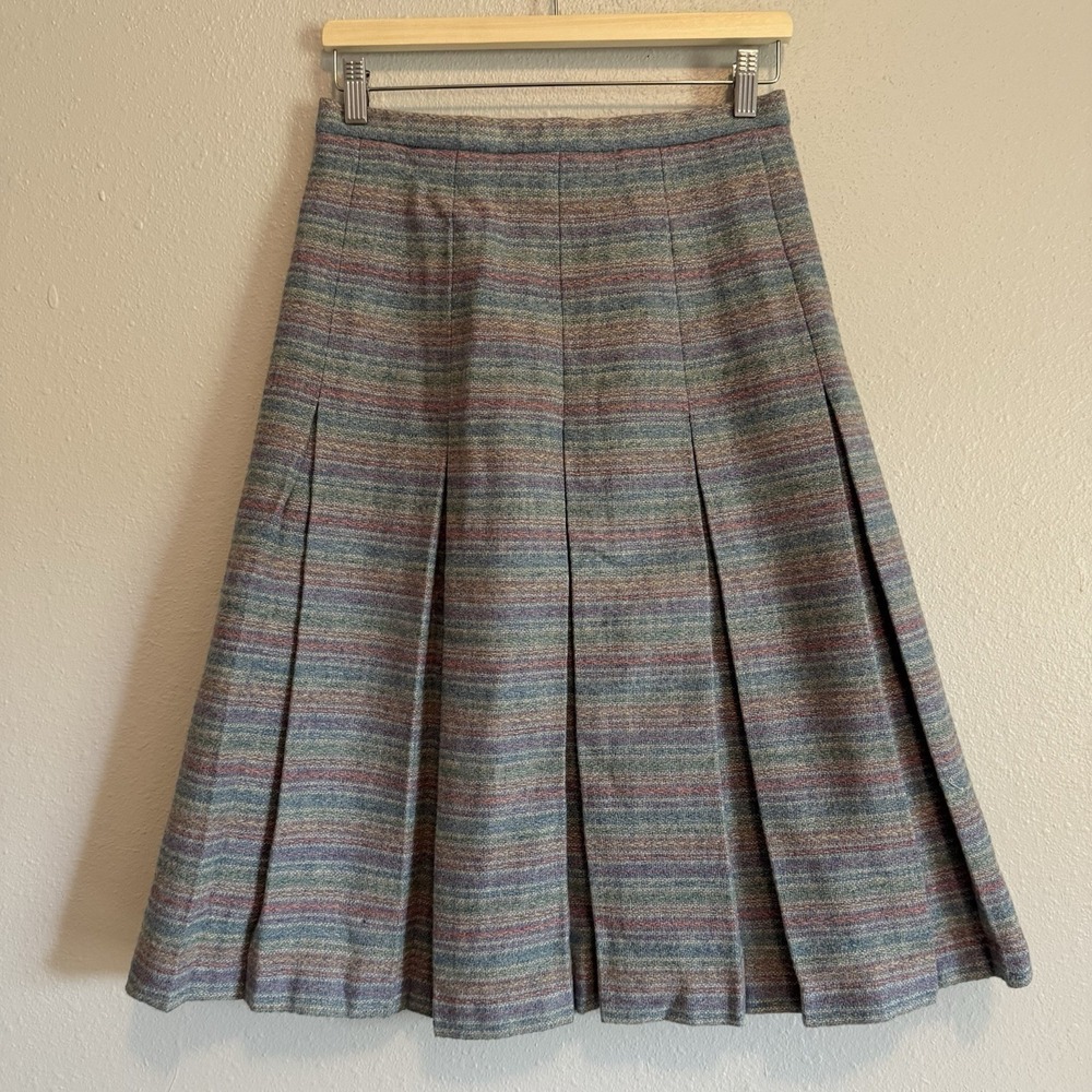 Vintage 70s Scottish Pure New Wool Pleated Midi Skirt - Mairi Macintyre Scotland